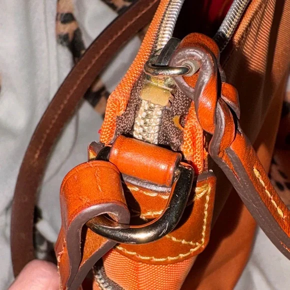Dooney and Burke NWOT Orange Crossbody Shoulder Bag with Front Zip Pocket - Picture 7 of 9